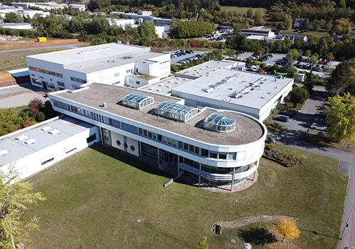 Luftaufnahme vom Firmengebäude Hoffmann + Krippner